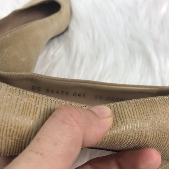 Salvatore Ferragamo Tan Heels - Picture 7 of 7